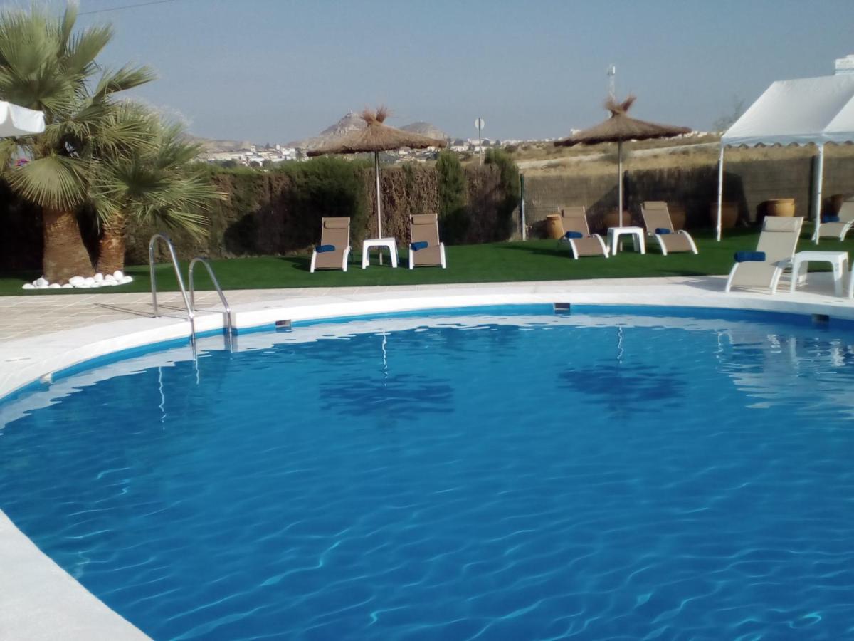 Avent Verahotel - Housity
