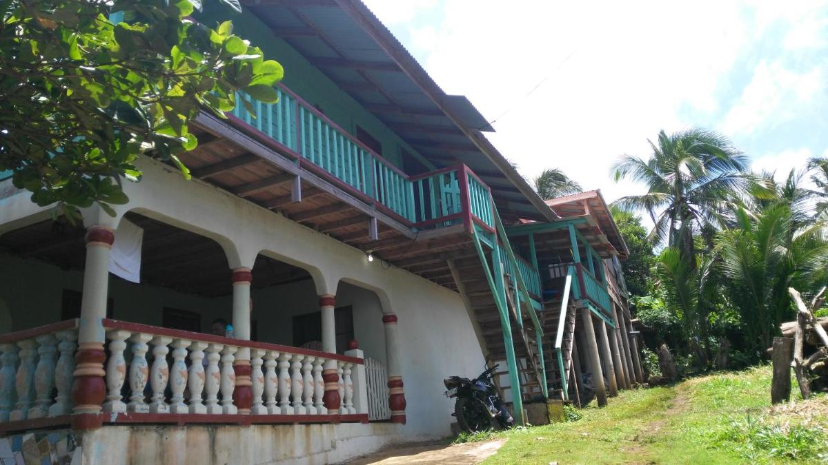 Suitetrails - Corn Island Hostal ALAL SUITE