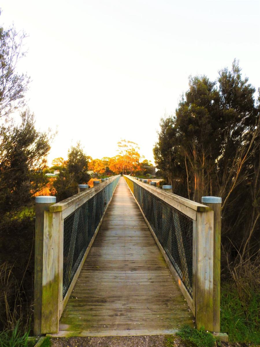 Moomba Holiday and Caravan Park - Housity