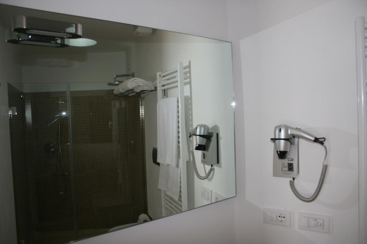 Piccolo Hotel Del Lido - Housity