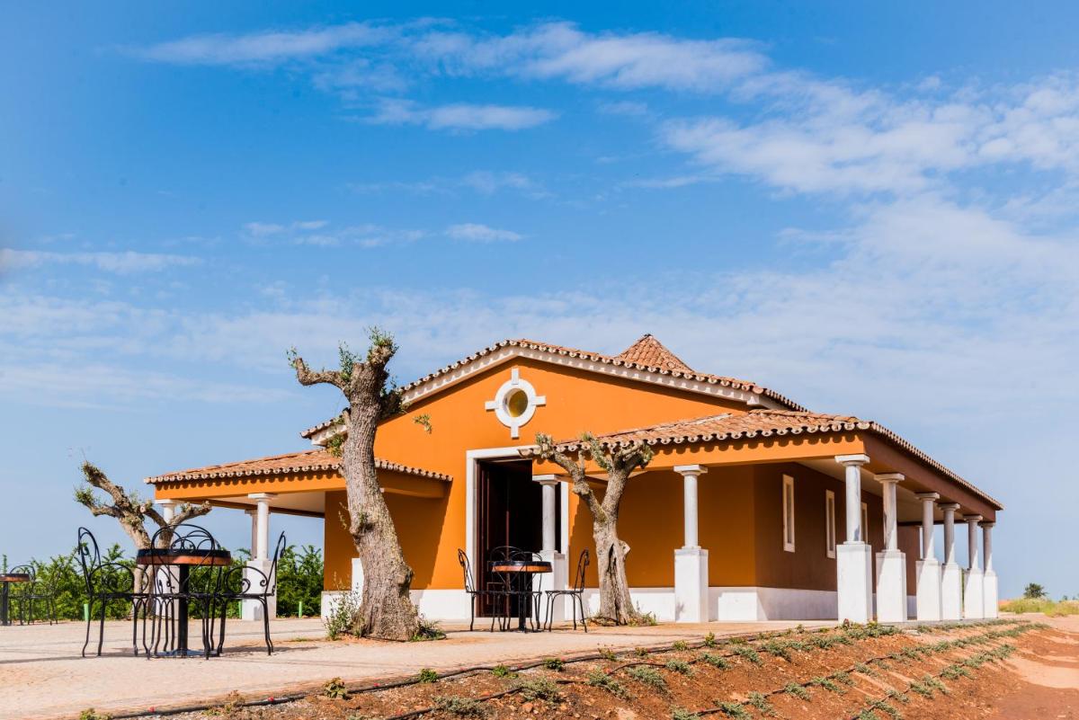 O edifício onde o hotel está situado