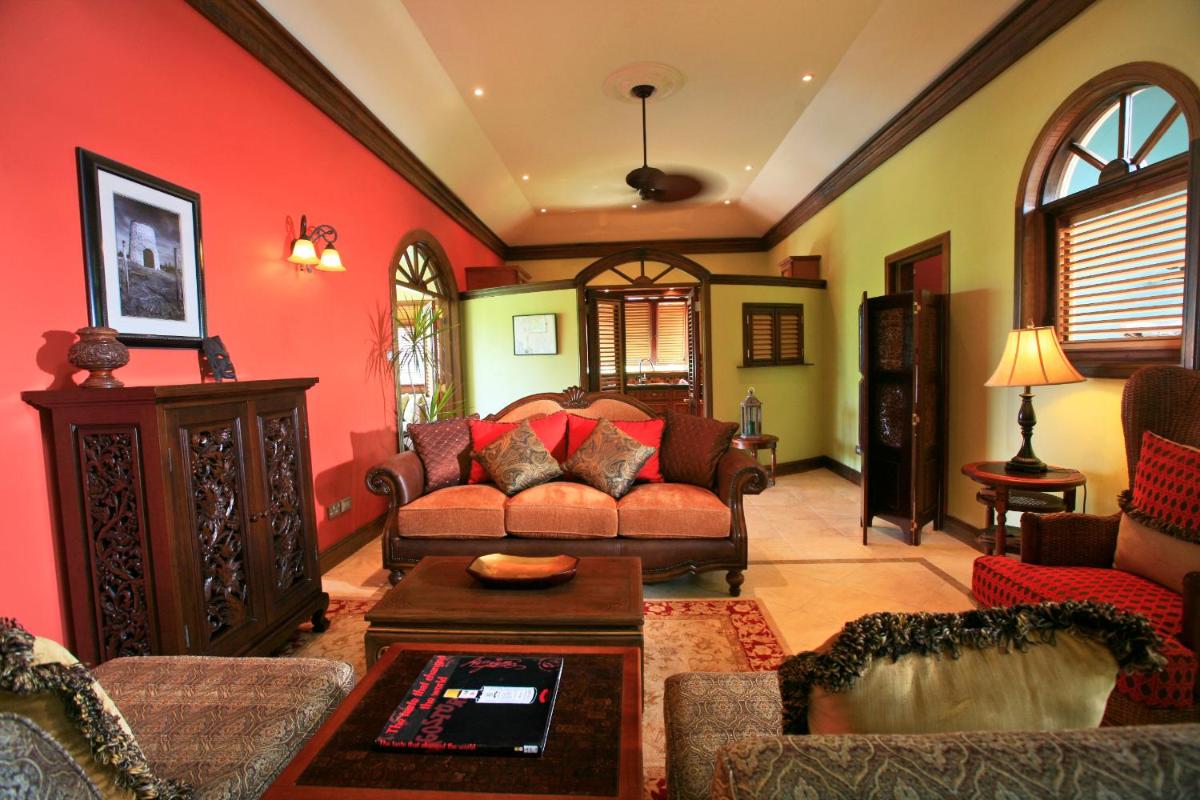 Villa C'est La Vie - Housity