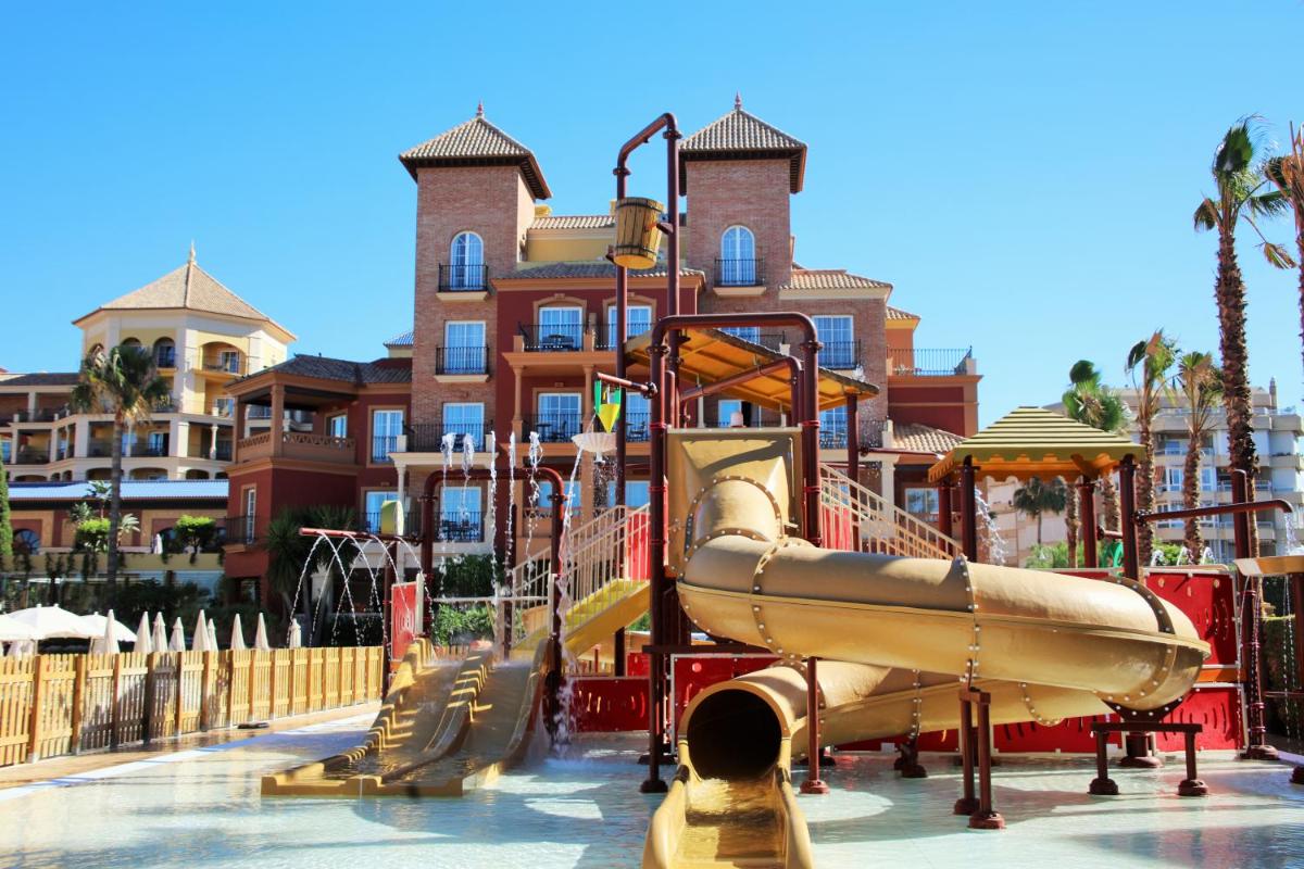 Piscina en o cerca de Iberostar Waves Málaga Playa