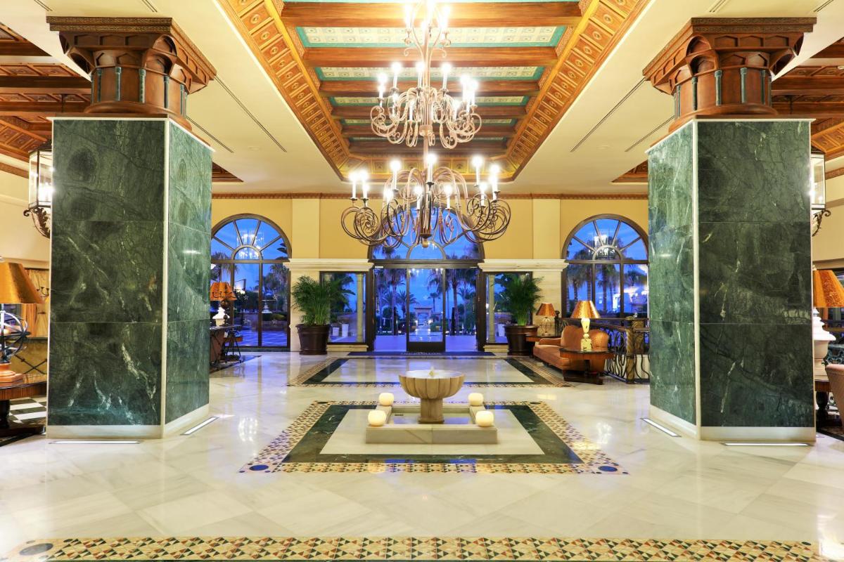 Imagen de la galería de Iberostar Waves Málaga Playa, en Torrox Costa