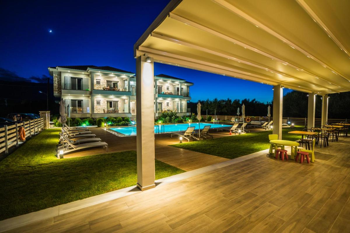Zante Suites - Housity