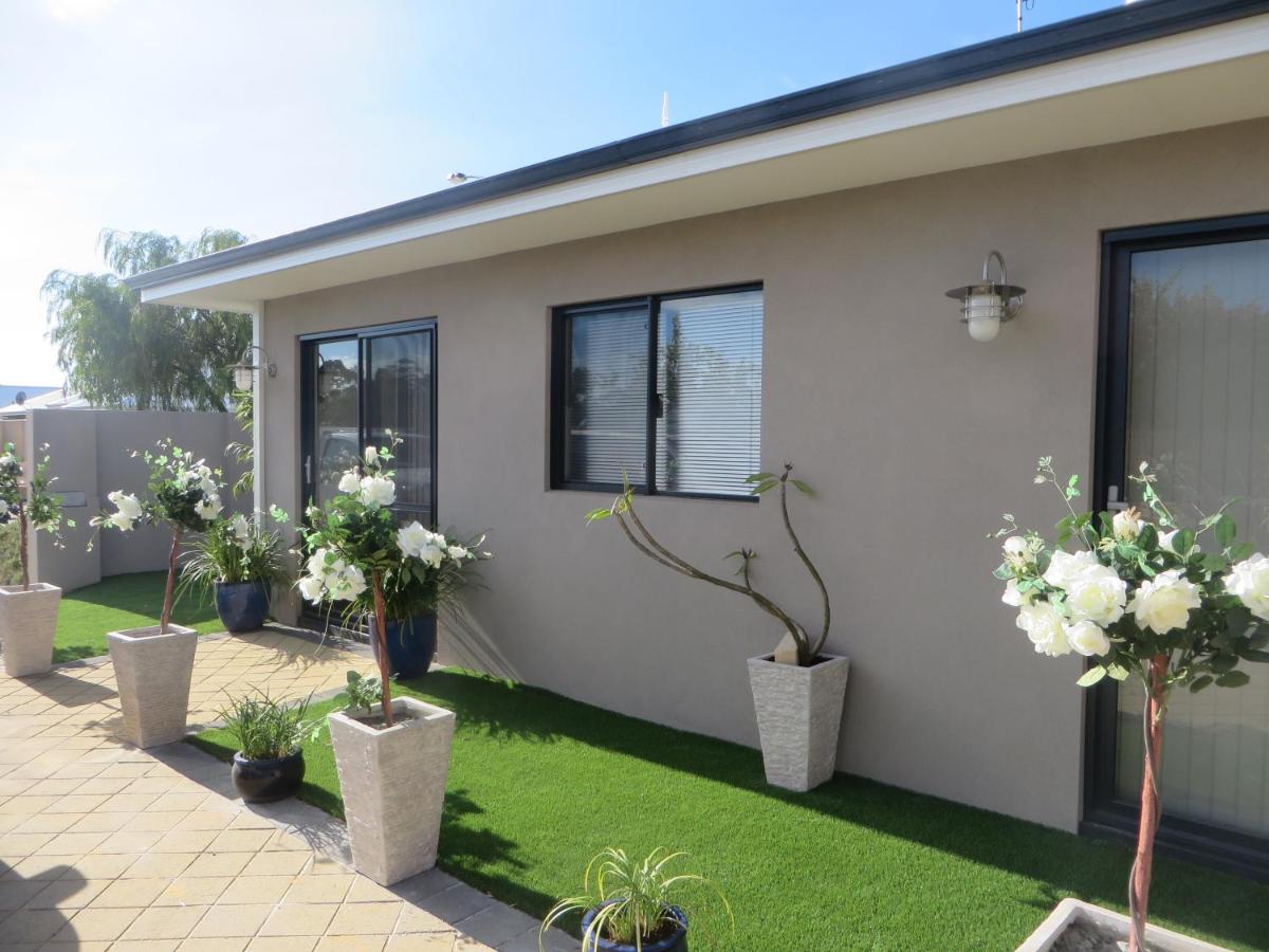 Yunderup Kannie Kottage - Housity