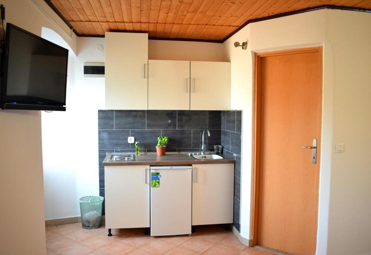 Apartment Bini - Housity