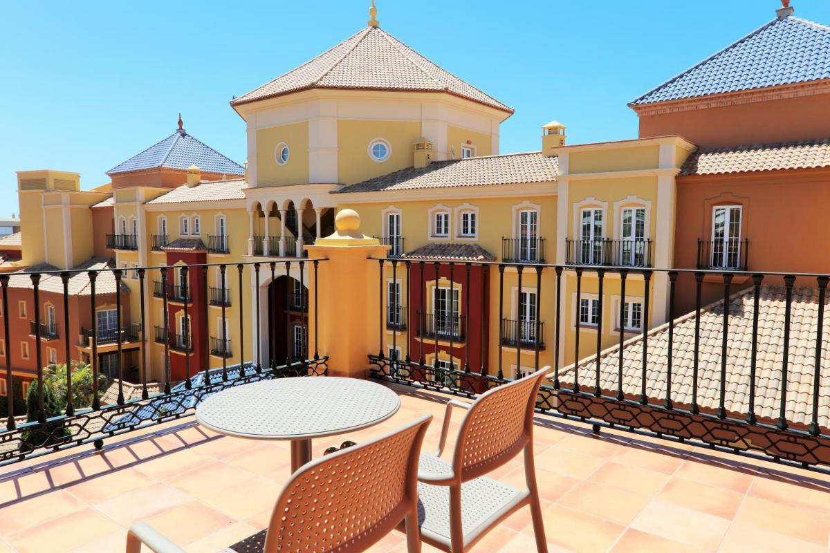 Un balcón o terraza de Iberostar Waves Málaga Playa