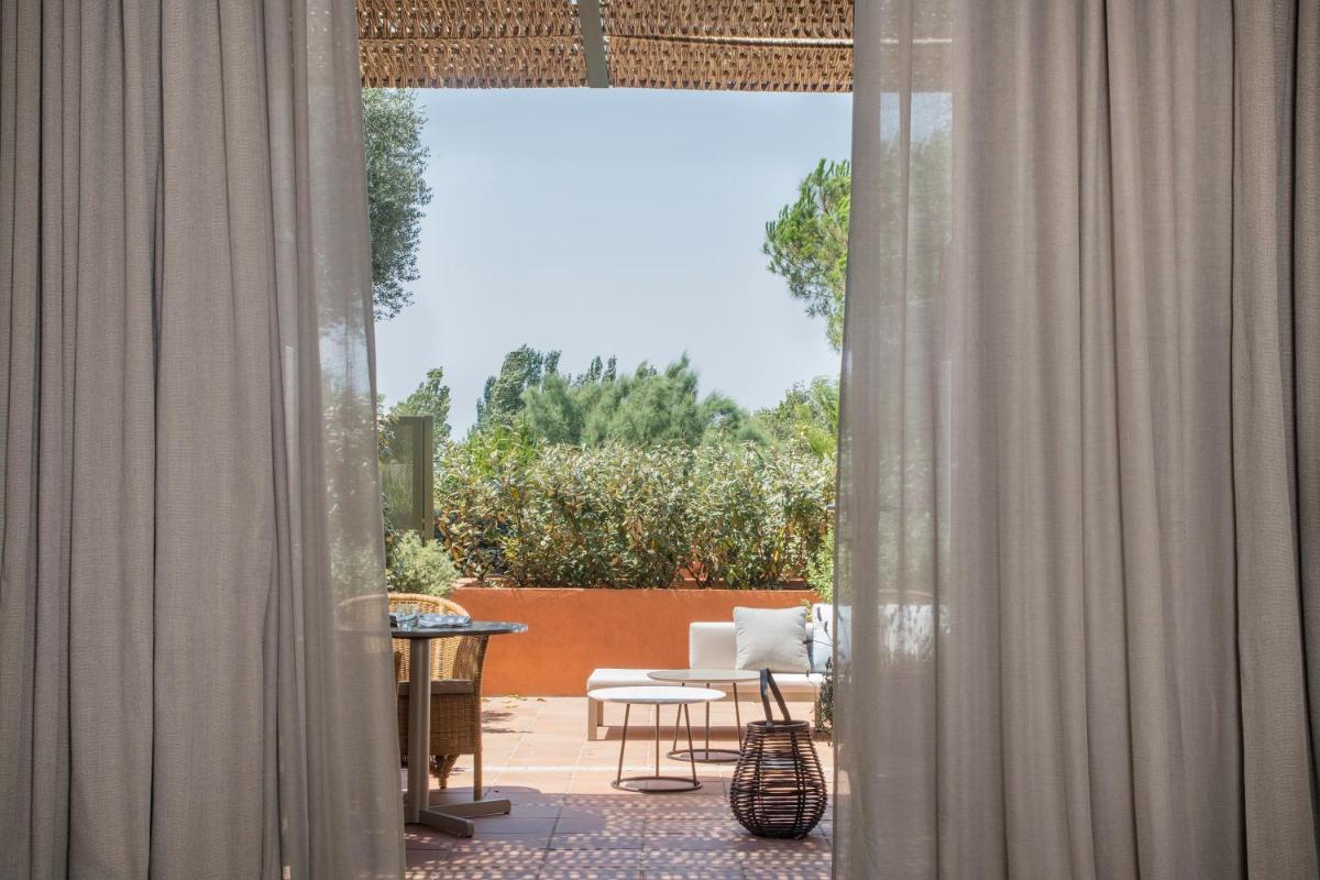 Un balcón o terraza de Hotel Peralada Wine Spa & Golf