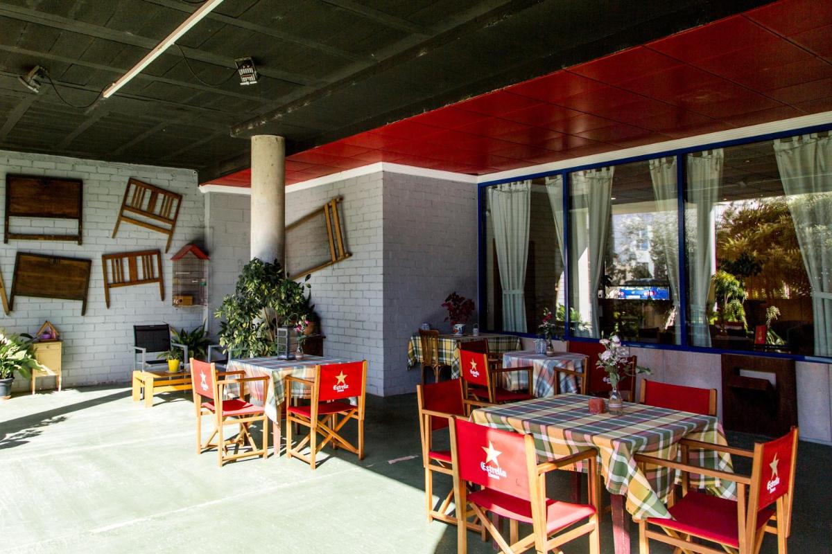 Hostal Casa Manolo - Housity
