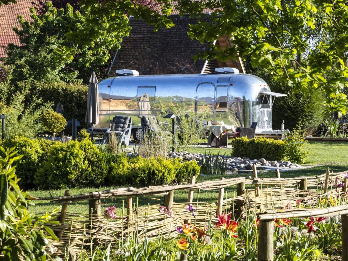 Jardin de l'établissement Hotel des Berges, Restaurant Gastronomique & Spa