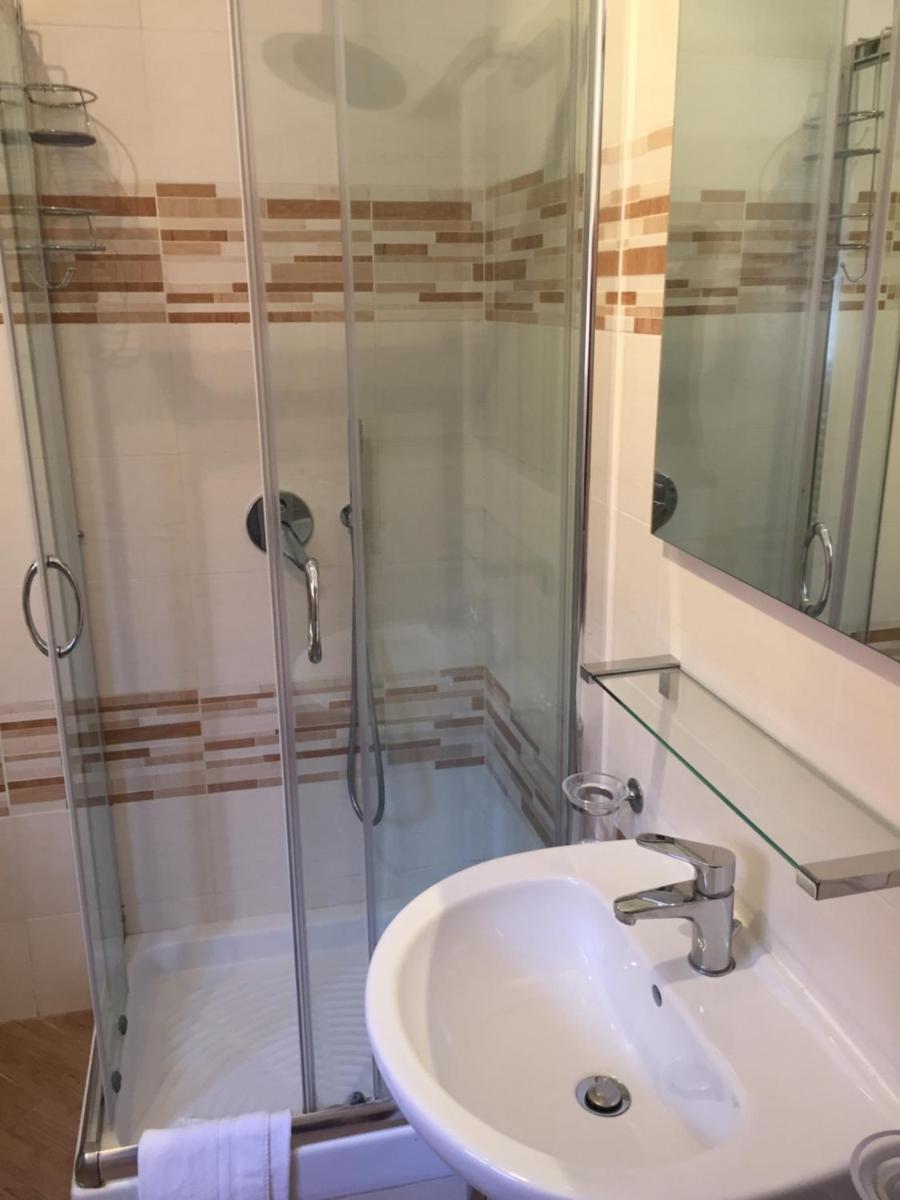 Flavia Rooftop Apartments - Housity