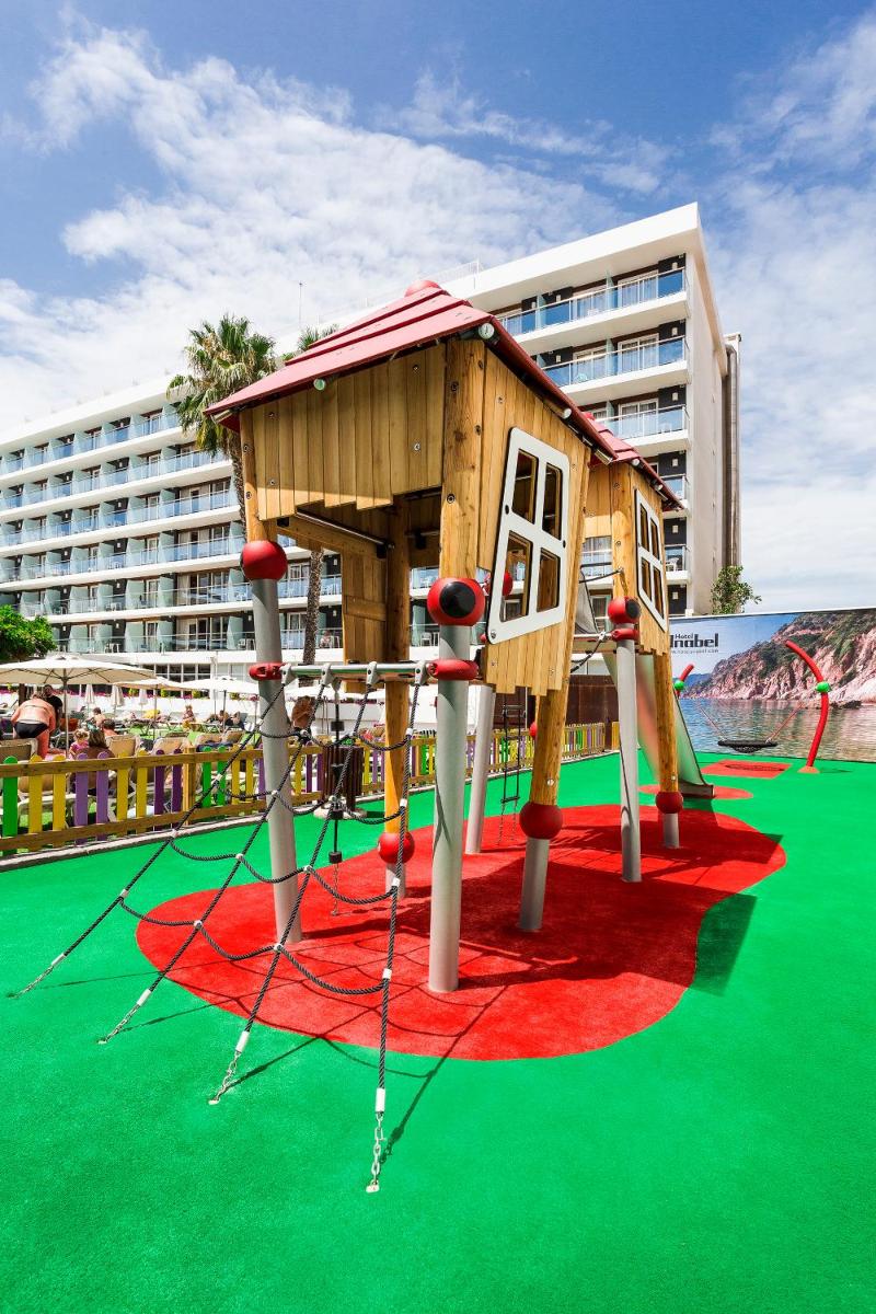 Zona de juegos infantil en Hotel Anabel