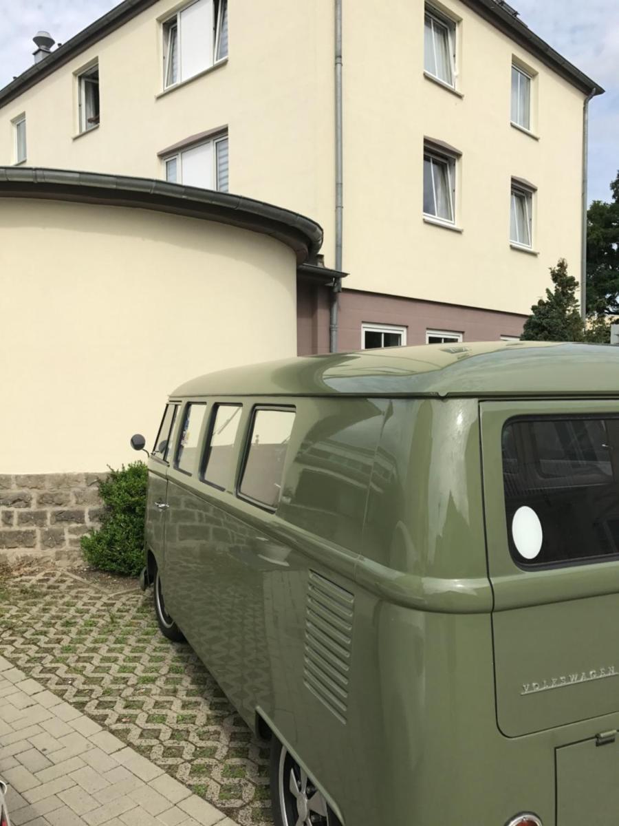 Boutique Hotel Goldene Henne - Housity