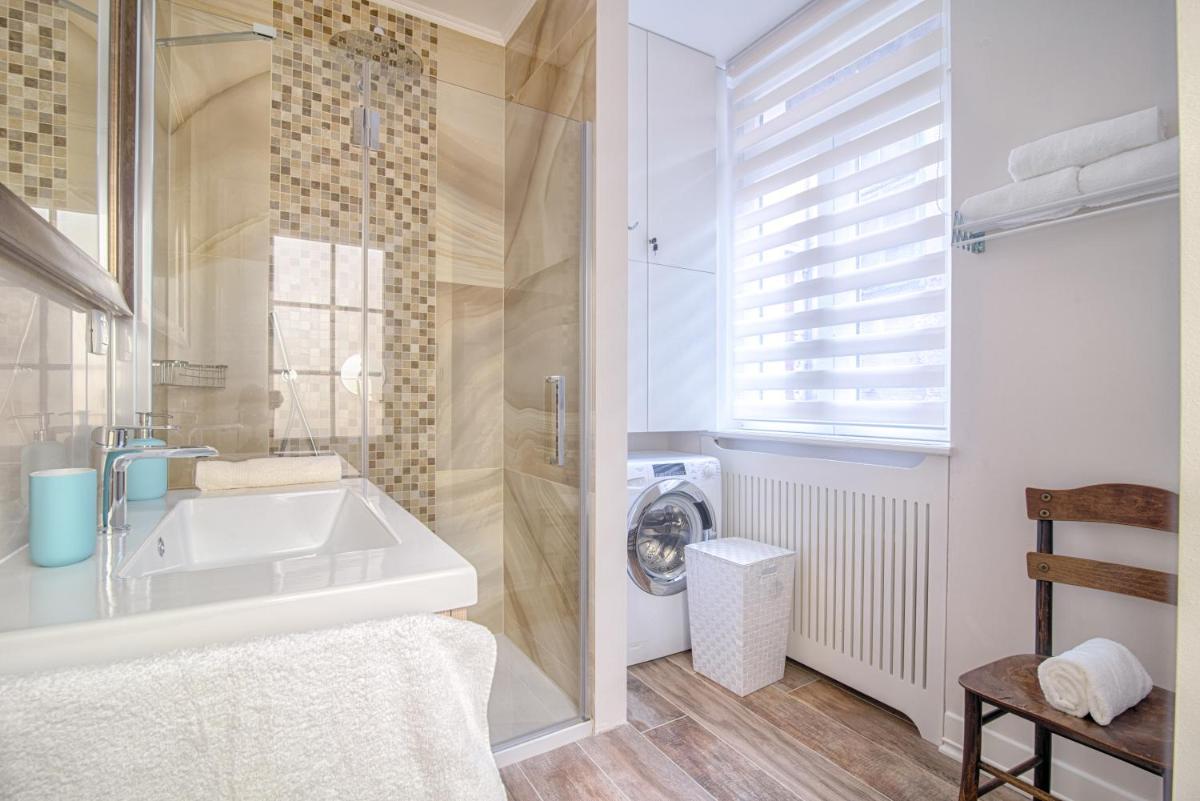 Sweet 16 Studio - Housity