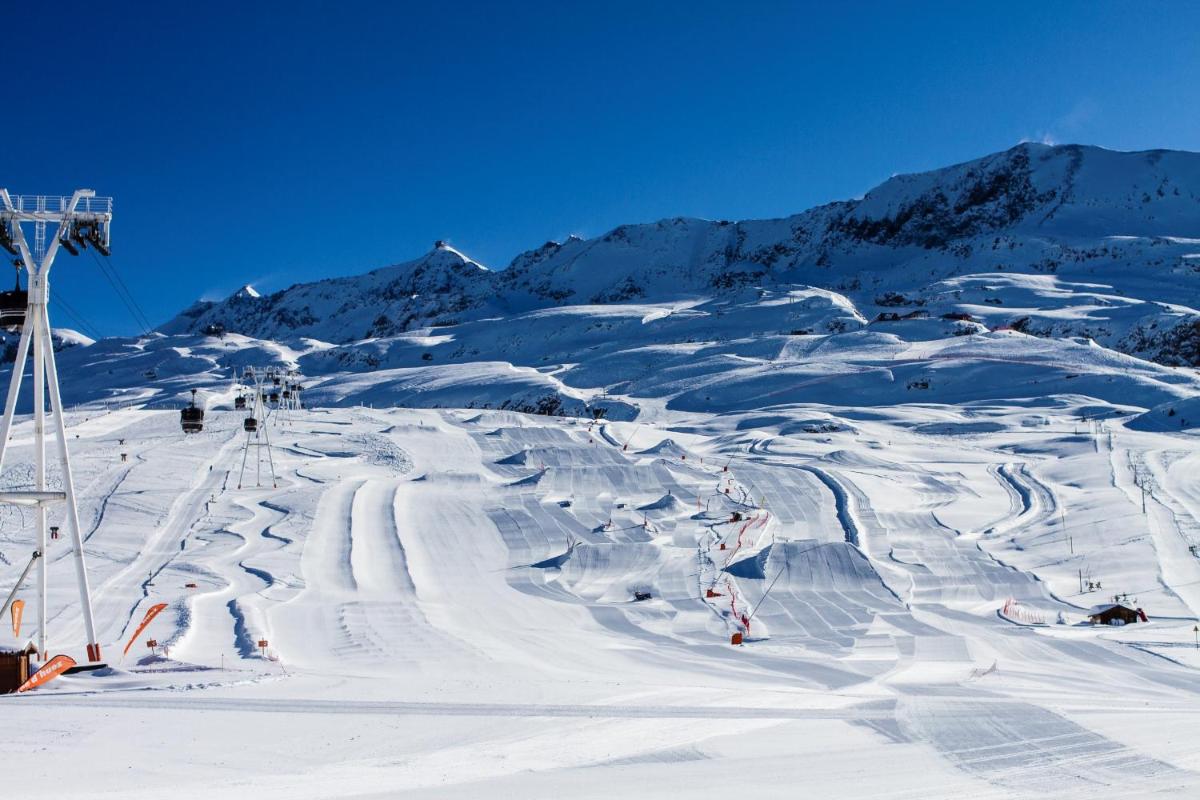 L'établissement Le Pic Blanc en hiver