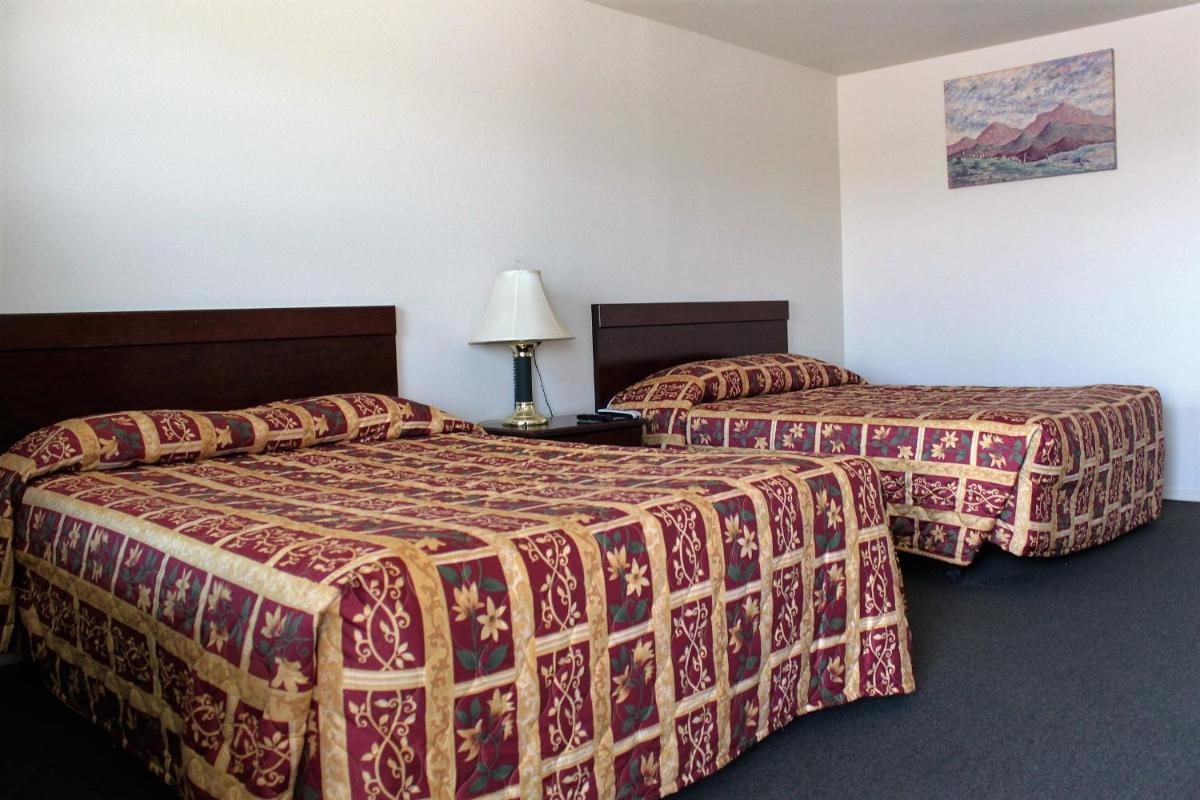 Adobe Inn Motel - Housity