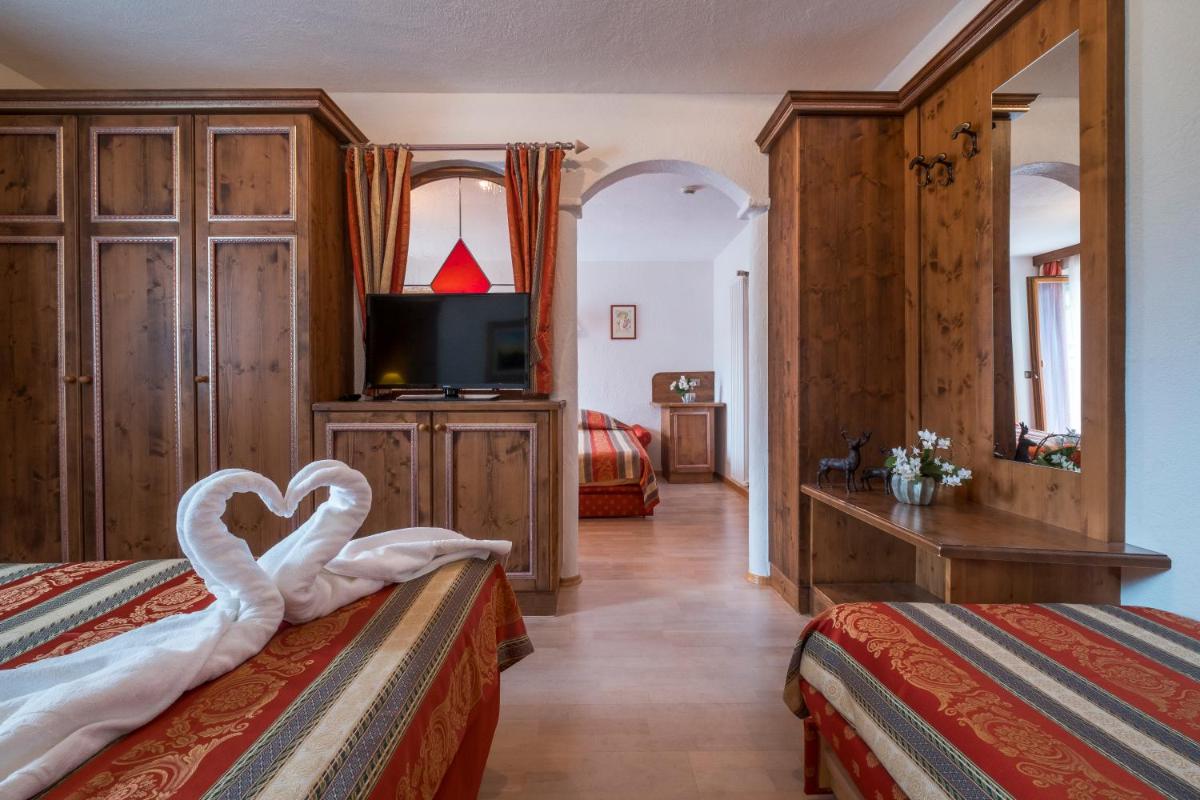 Hotel Serena - Housity
