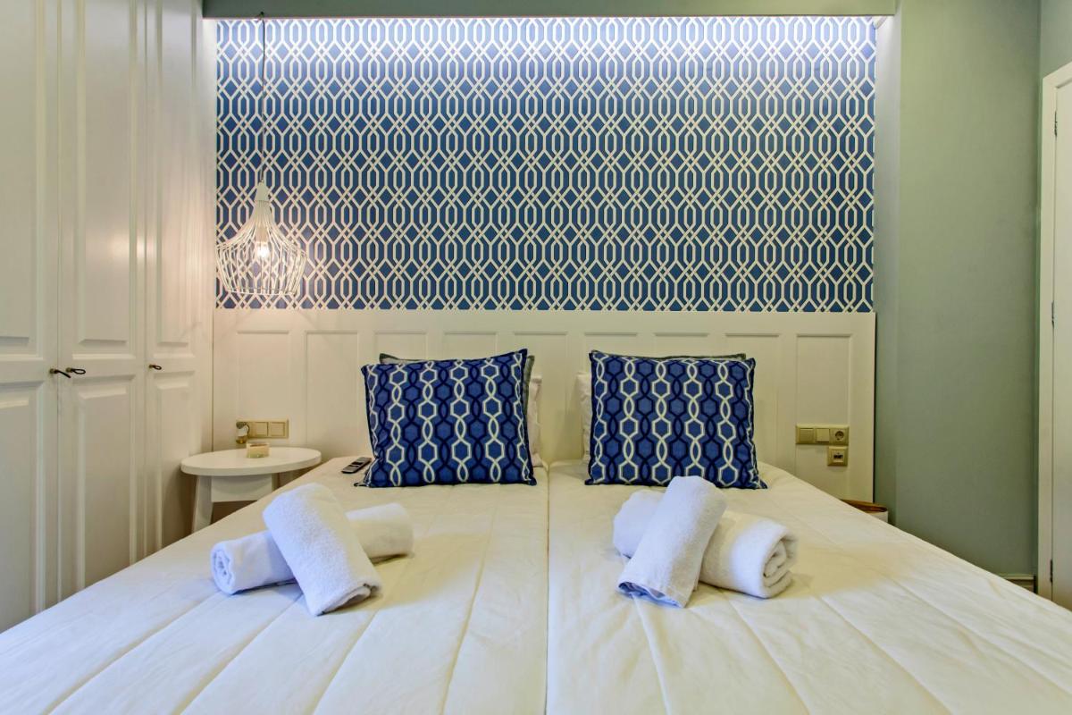 Candia Studios & Rooms - Housity