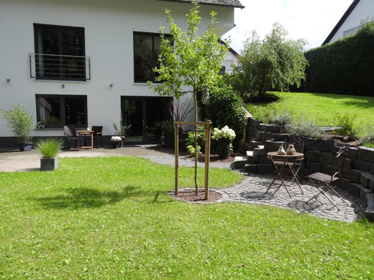 Stadt und Wald - Housity