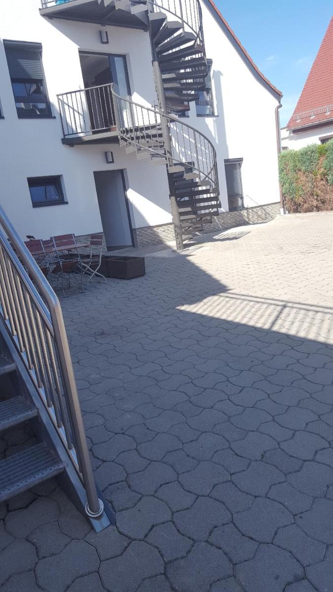 Apartments zum Bayrisch Pub - Housity