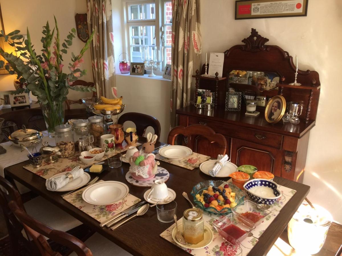 Vine Cottage - Housity