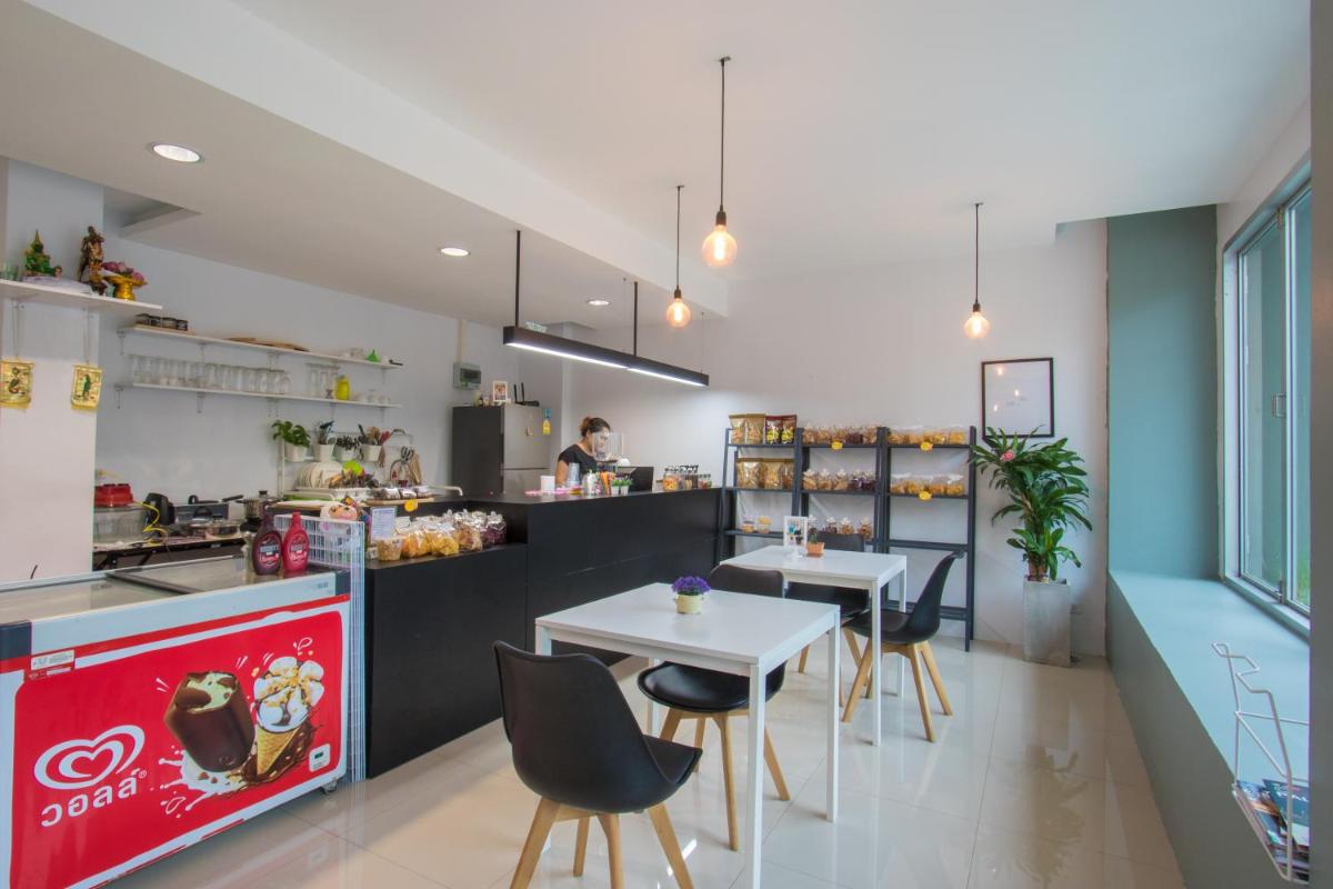 Jr Mansion On Nut Soi 25 - Housity