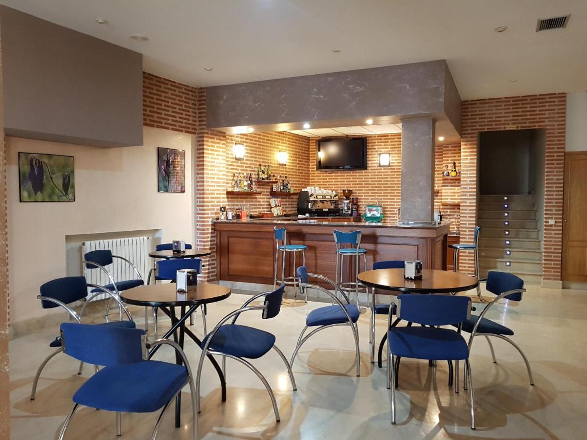 Suitetrails - Hostal Santa Maria