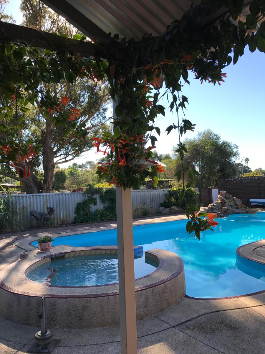 Swan Valley Rest Cottage - Housity