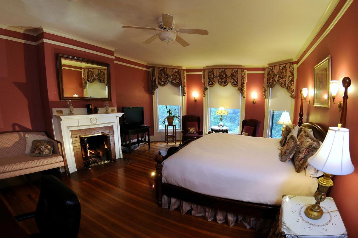 The Oliver Inn - Housity