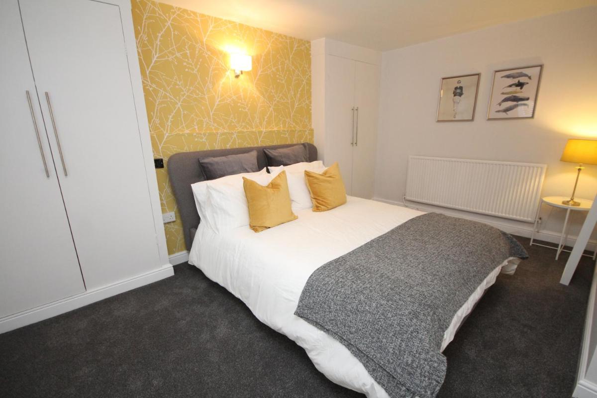 The Courtyard Apartment - Housity
