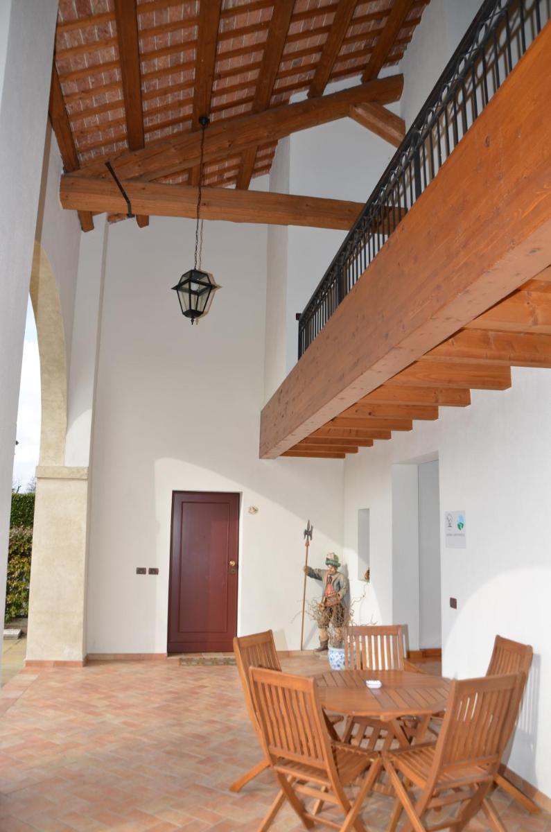 Agriturismo Terra di Zosagna - Housity