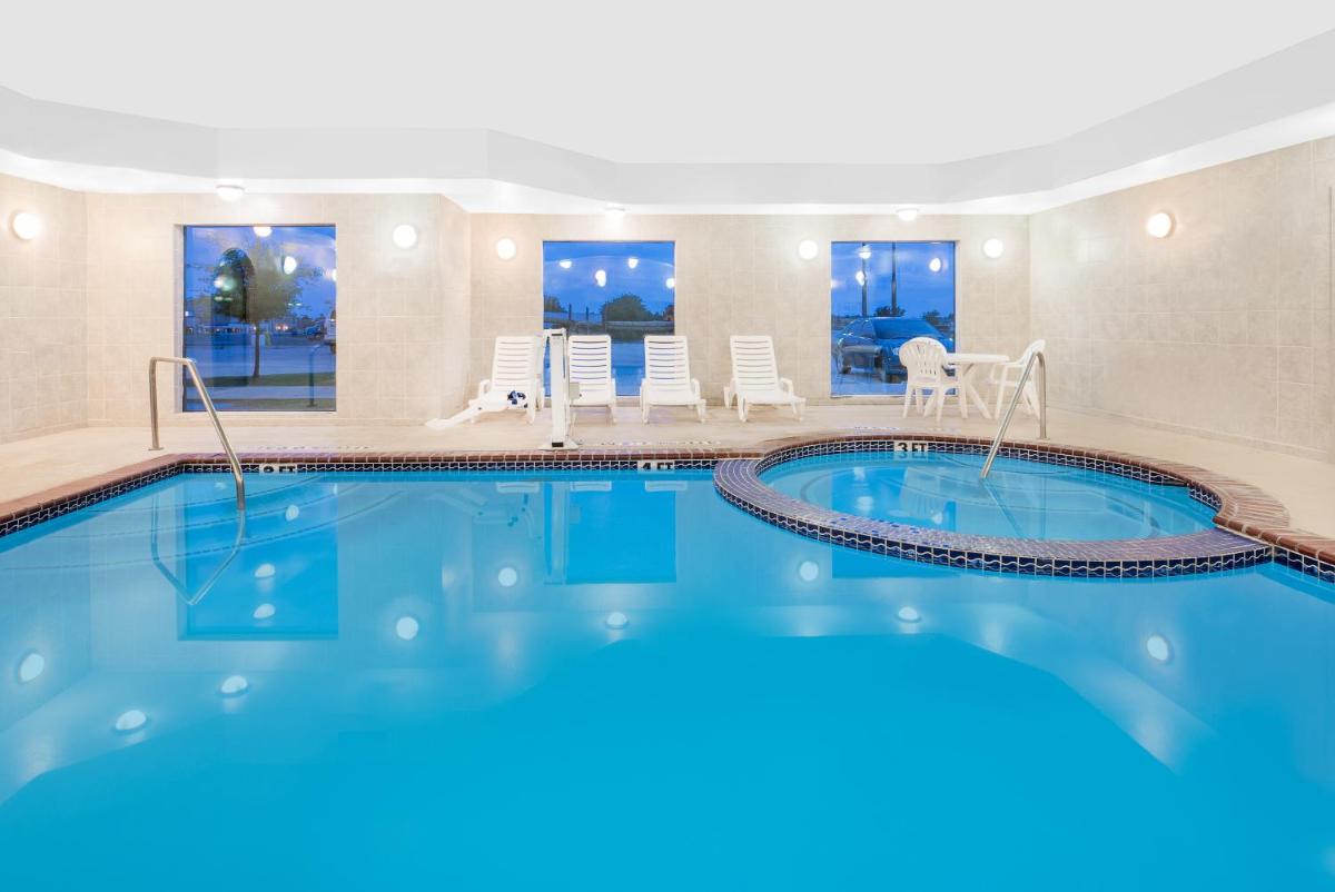 Baymont by Wyndham Snyder - Housity
