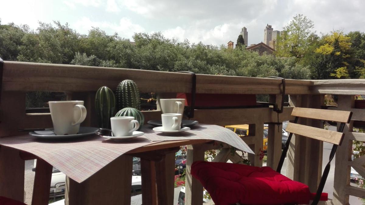 Il balcone di Rina - Housity