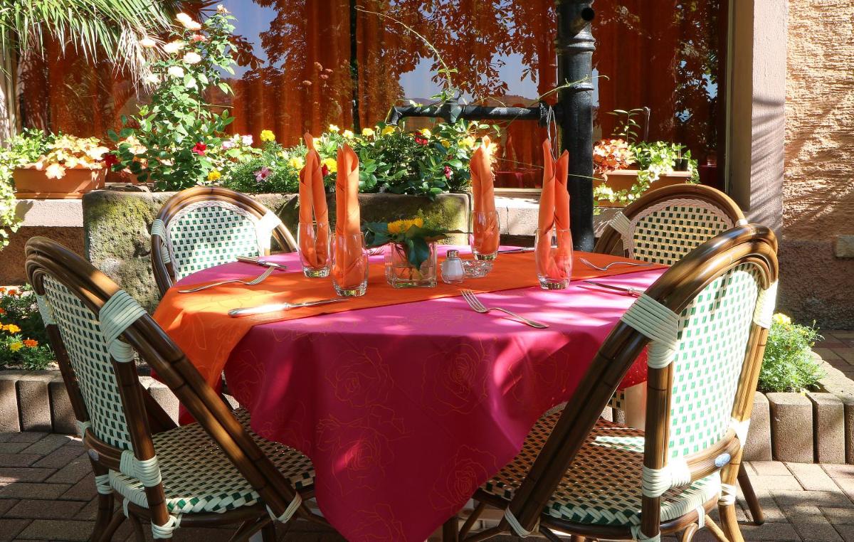 Photo de la galerie de l'établissement Hotel Munsch Restaurant & Wellness, Colmar Nord - Haut-Koenigsbourg, à Saint-Hippolyte