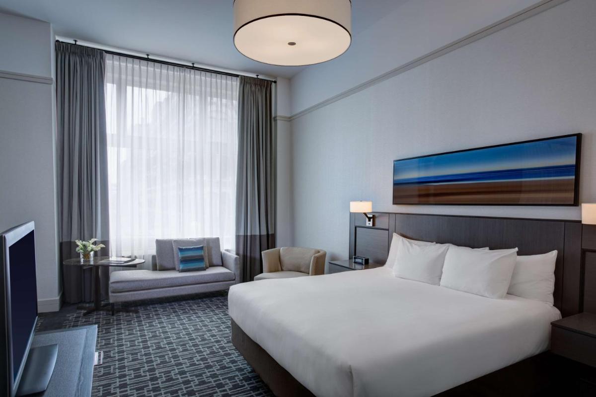 Hyatt Regency Cleveland at The Arcade - Housity