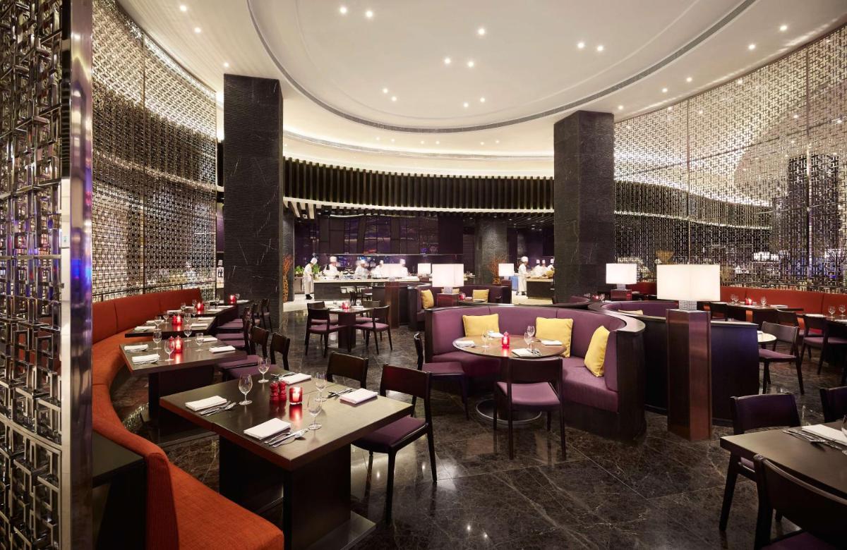 Hyatt Regency Manila City of Dreams - Housity