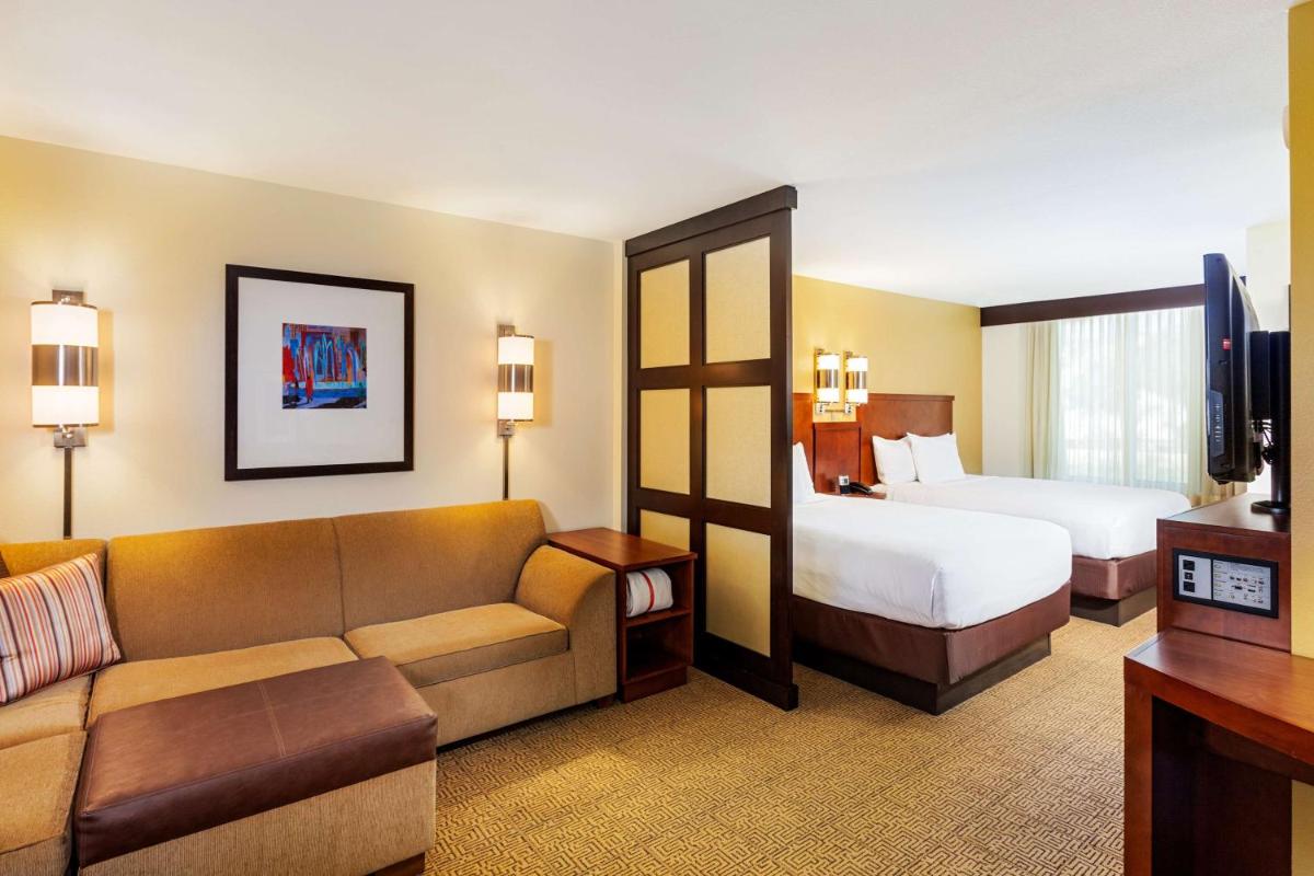 Hyatt Place San Diego-Vista/Carlsbad - Housity