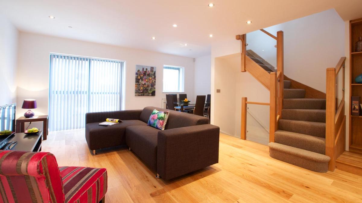 Miles Place by Viridian Apartments - Housity
