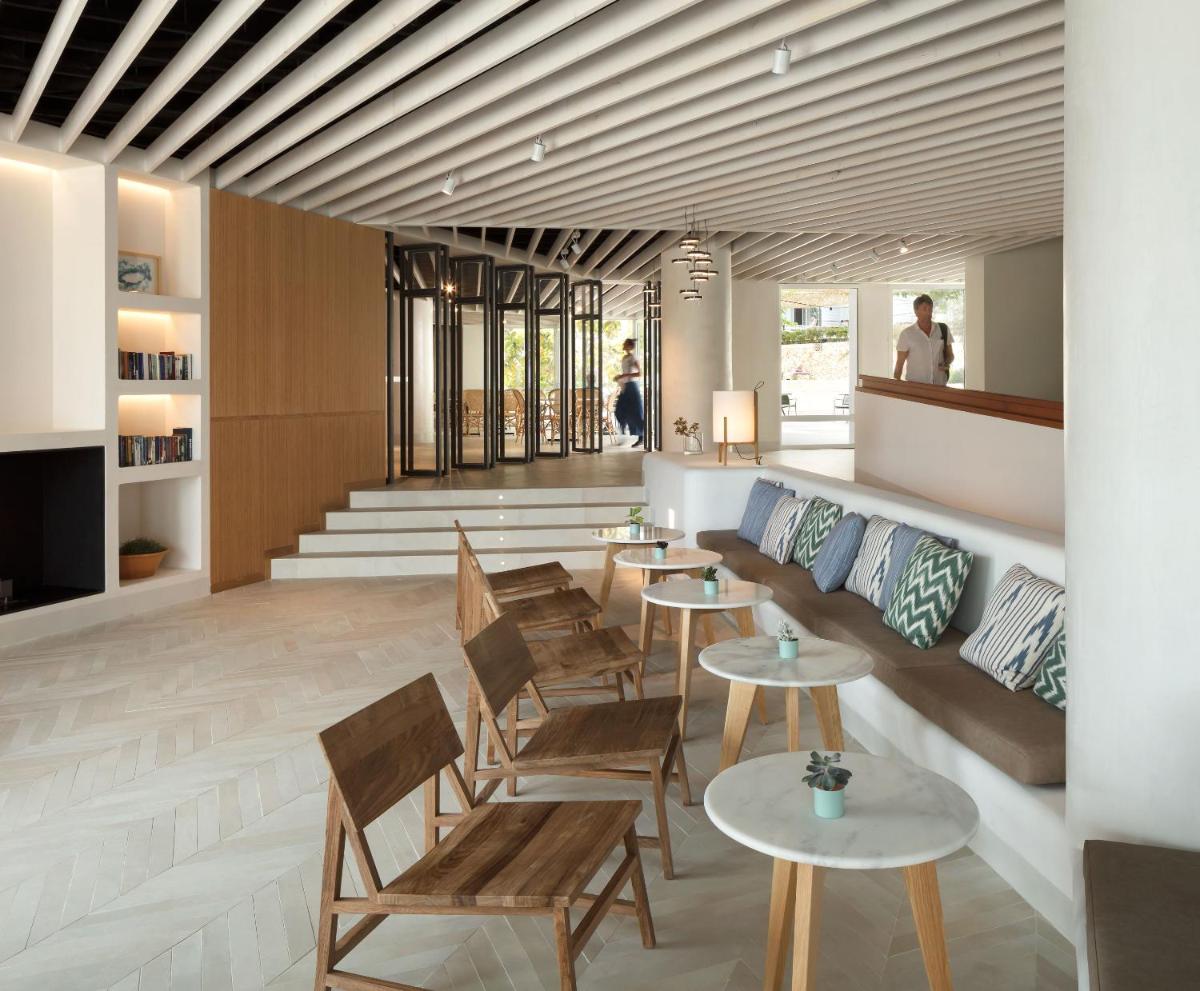 Zona de estar de Inturotel Cala Esmeralda Beach Hotel & Spa - Adults Only