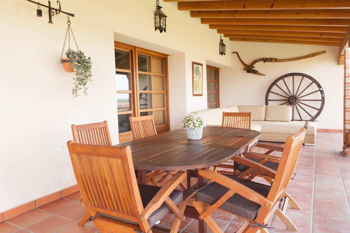 Casa Roble - Housity