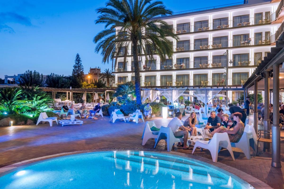 Piscina en o cerca de Sumus Hotel Stella and Spa 4S Adults Recommended