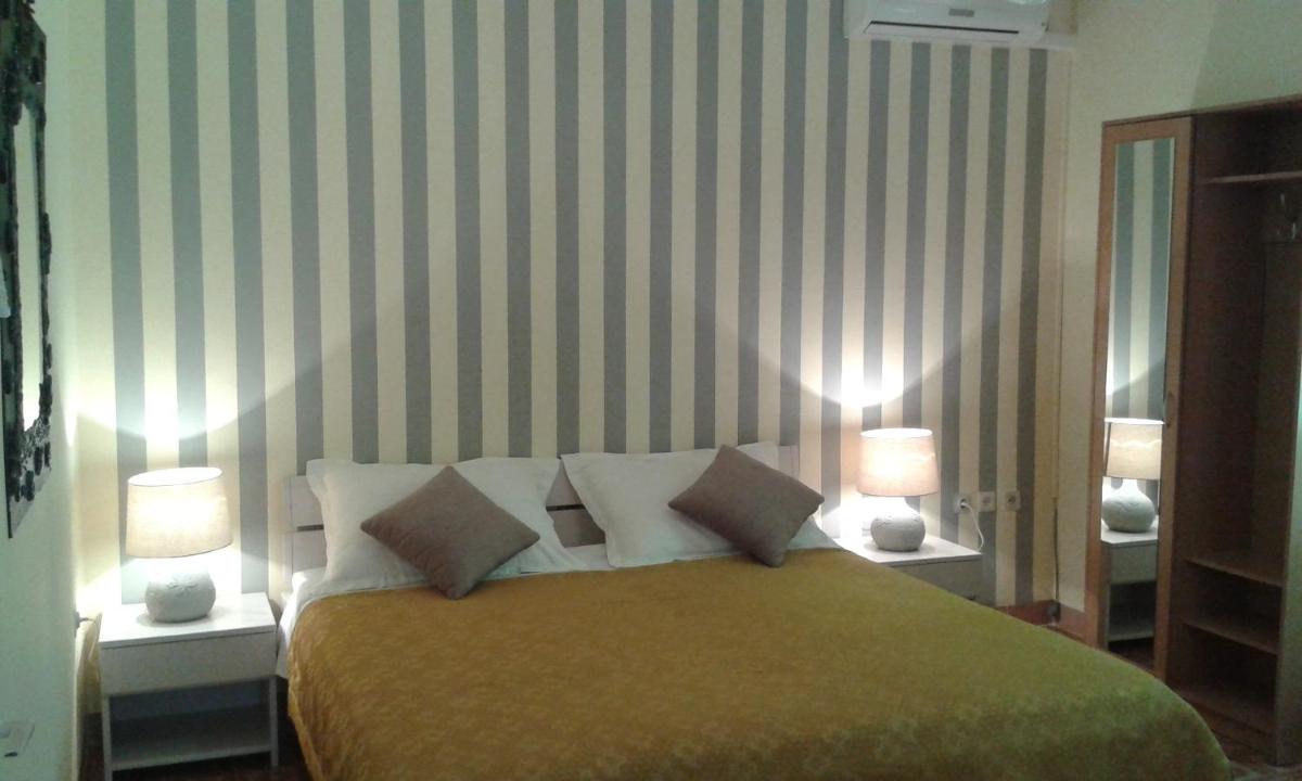 Apartment and rooms Laguna - Housity