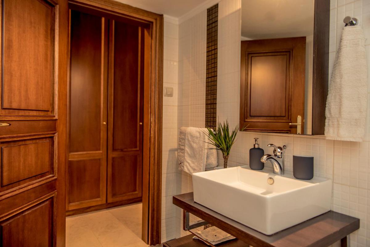 Suitetrails - Elegant Supercentral Apartment