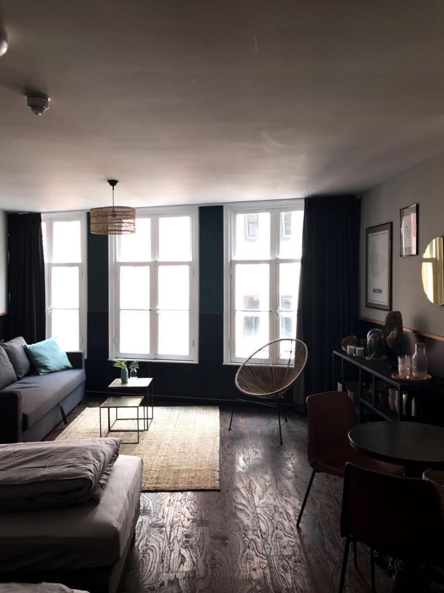 Amsterdam Red Light Bed & Breakfast - Housity