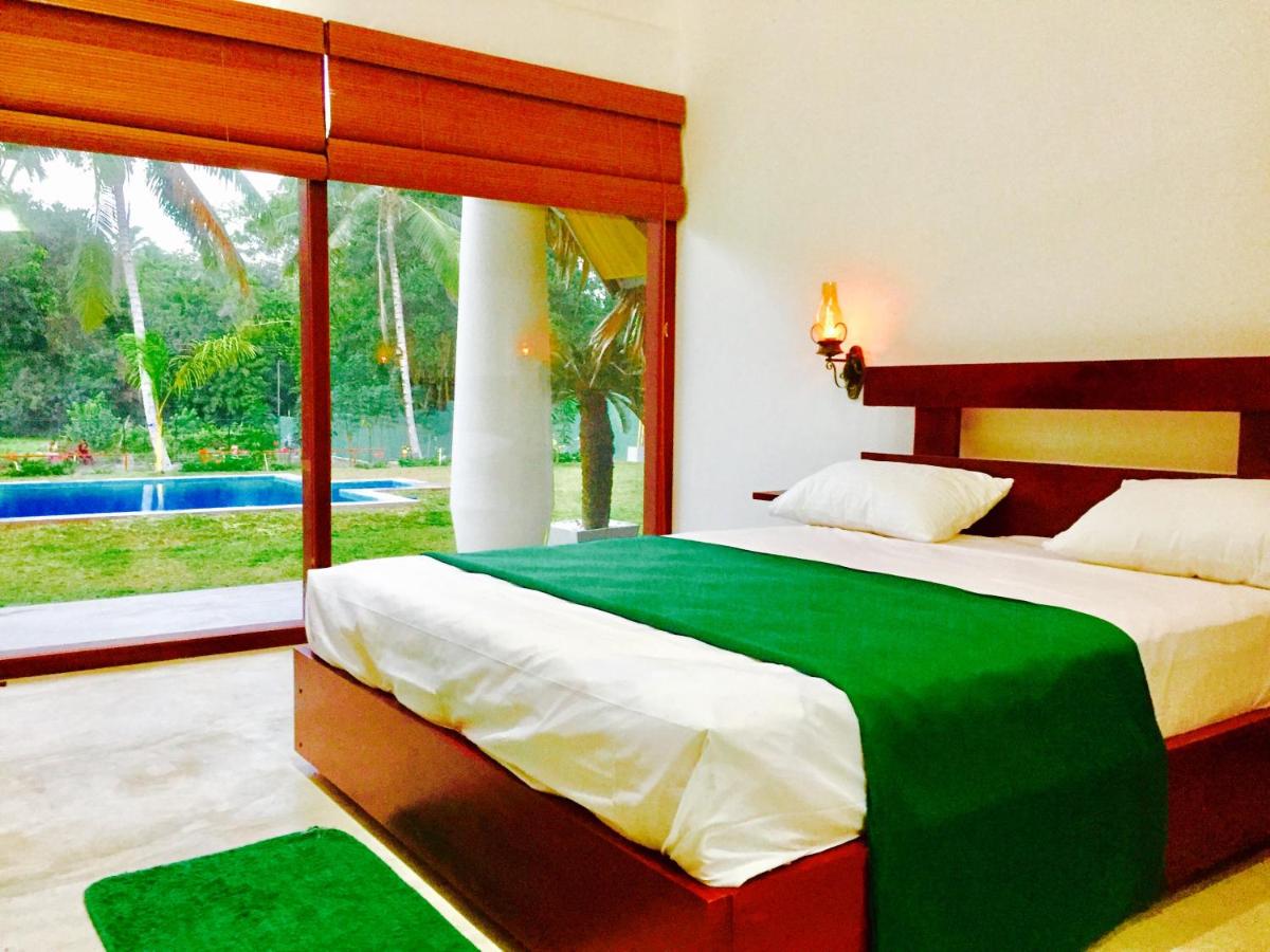 Airport Resort - Housity