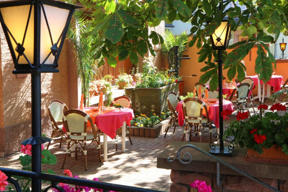 Restaurant ou autre lieu de restauration dans l'établissement Hotel Munsch Restaurant & Wellness, Colmar Nord - Haut-Koenigsbourg