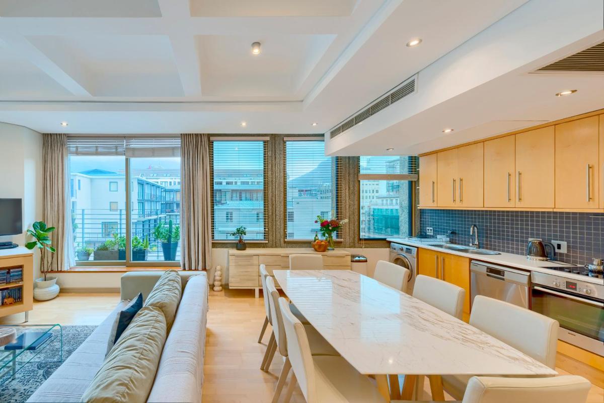Suitetrails - #1003 Cartwright - Stylish & Central