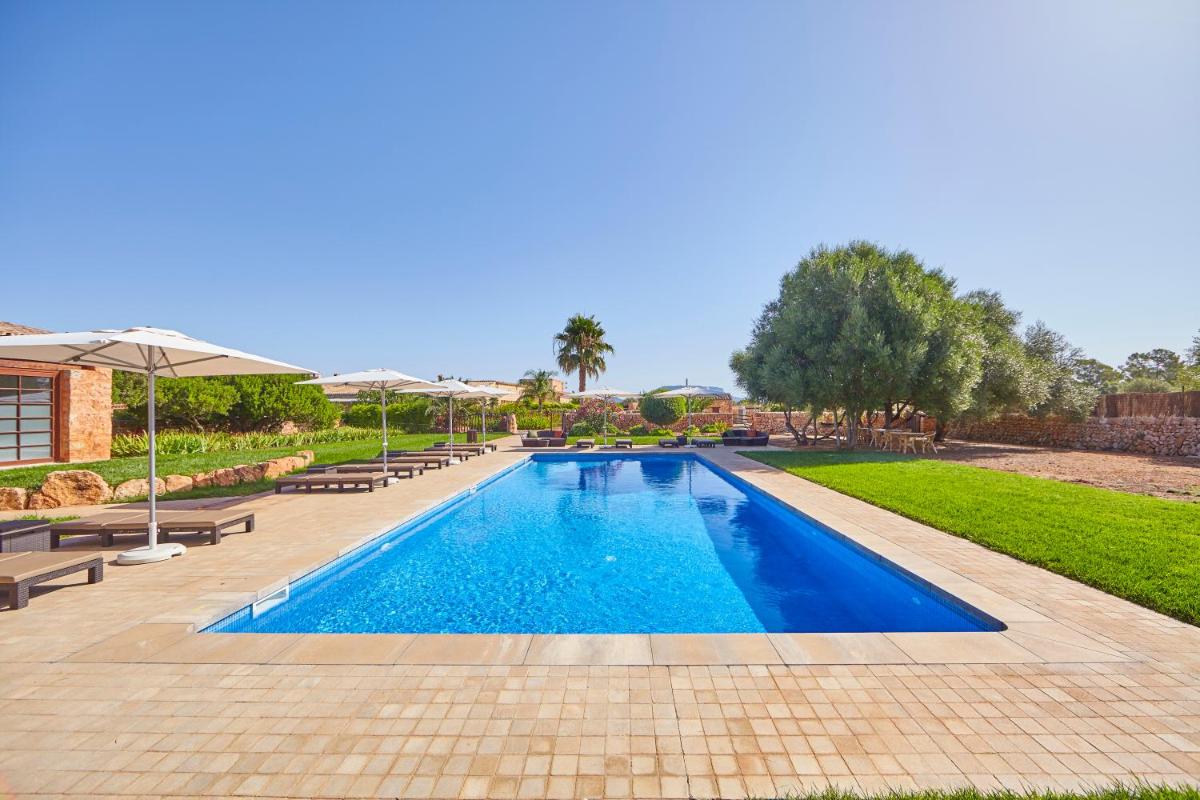 Bennoc Petit Hotel - Housity