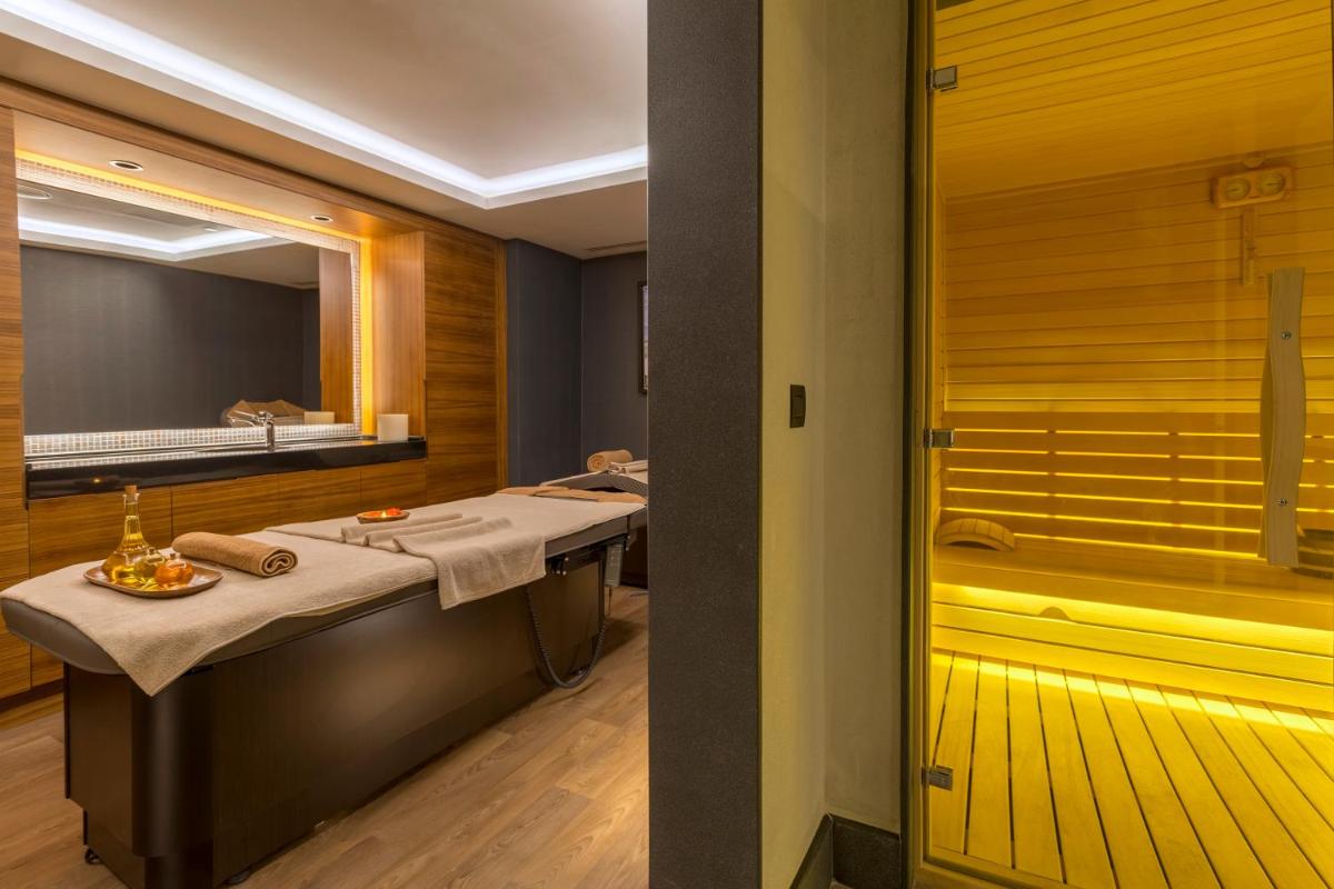Golden Tulip Istanbul Bayrampasa - Housity